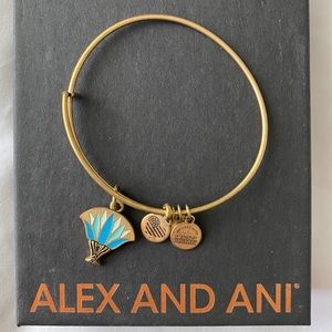 BUY 2 GET 1 💸 Alex and Ani mermaid tail bracelet